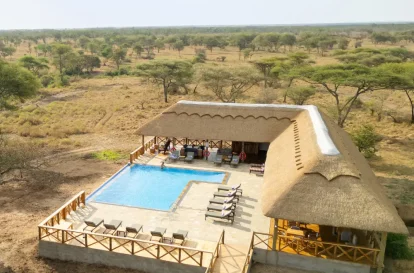 Nyota Luxury Camp- BANNER